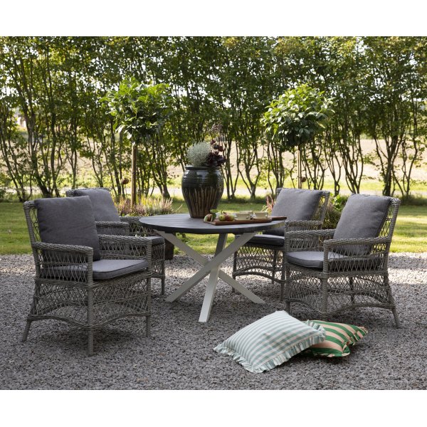 Utend�rs spisestuestol i gr� rotting med pute